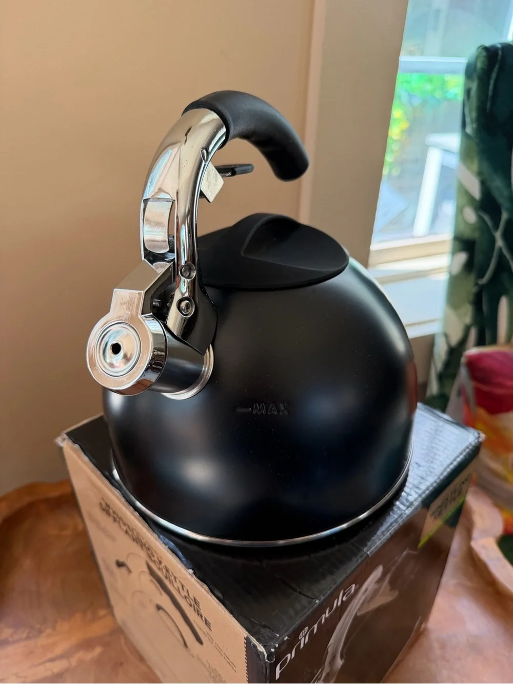 New PRIMULA Matt Black Whistling Tea Kettle 3qt Stainless steel Soft-Grip Handle